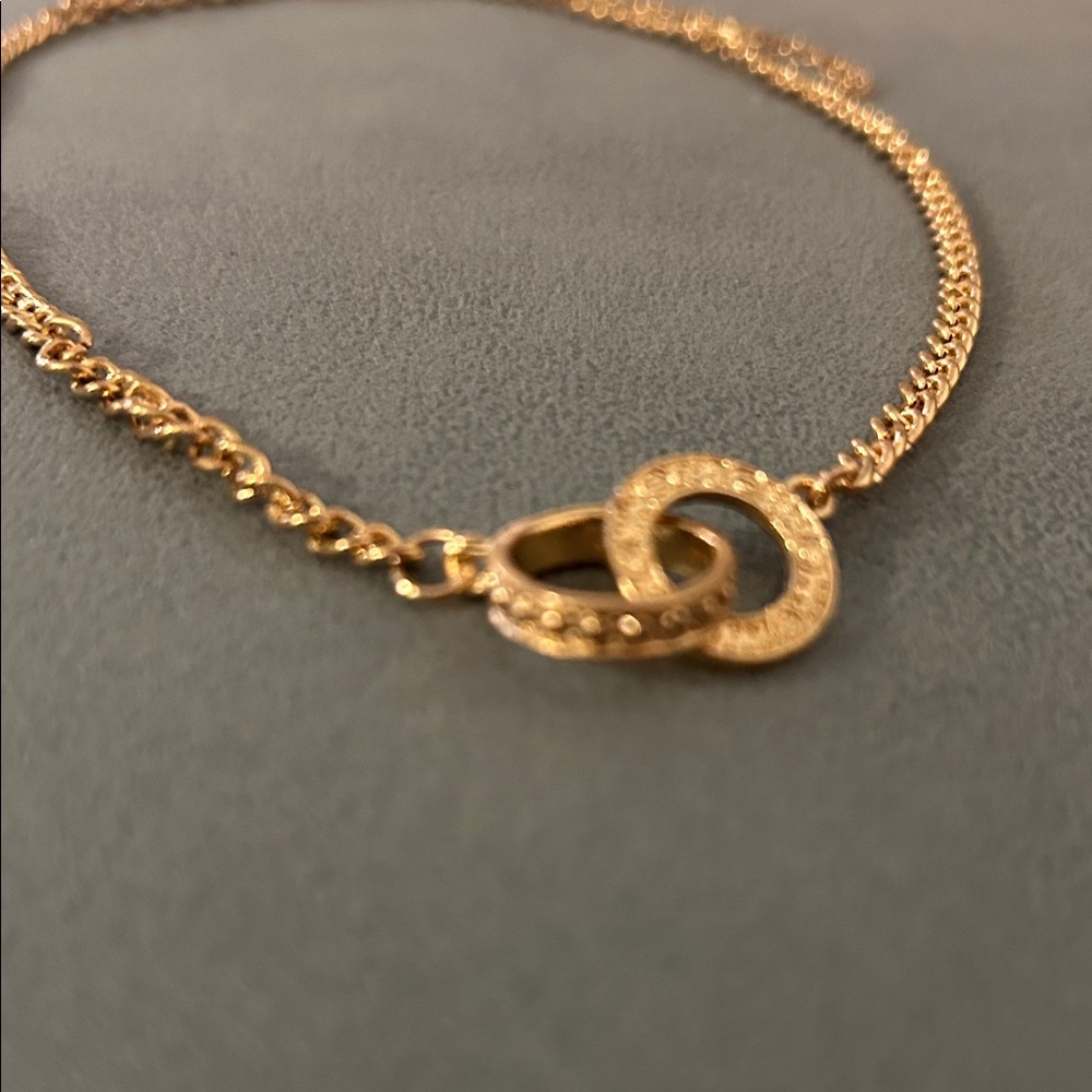 Elegant Gold Interlocking Circle Adjustable Neckl… - image 3